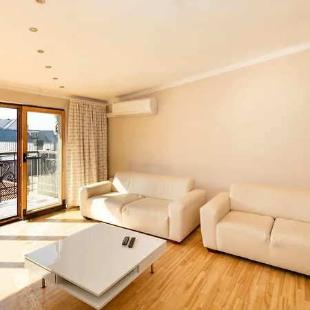 Old Aldaru Street 2 Level With Terrace *