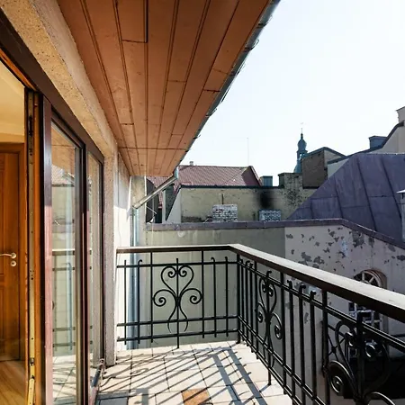 Old Aldaru Street 2 Level With Terrace * Riga